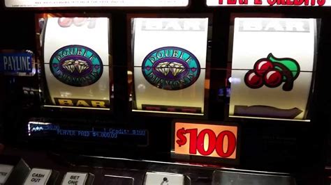 slot machine 100 dollar